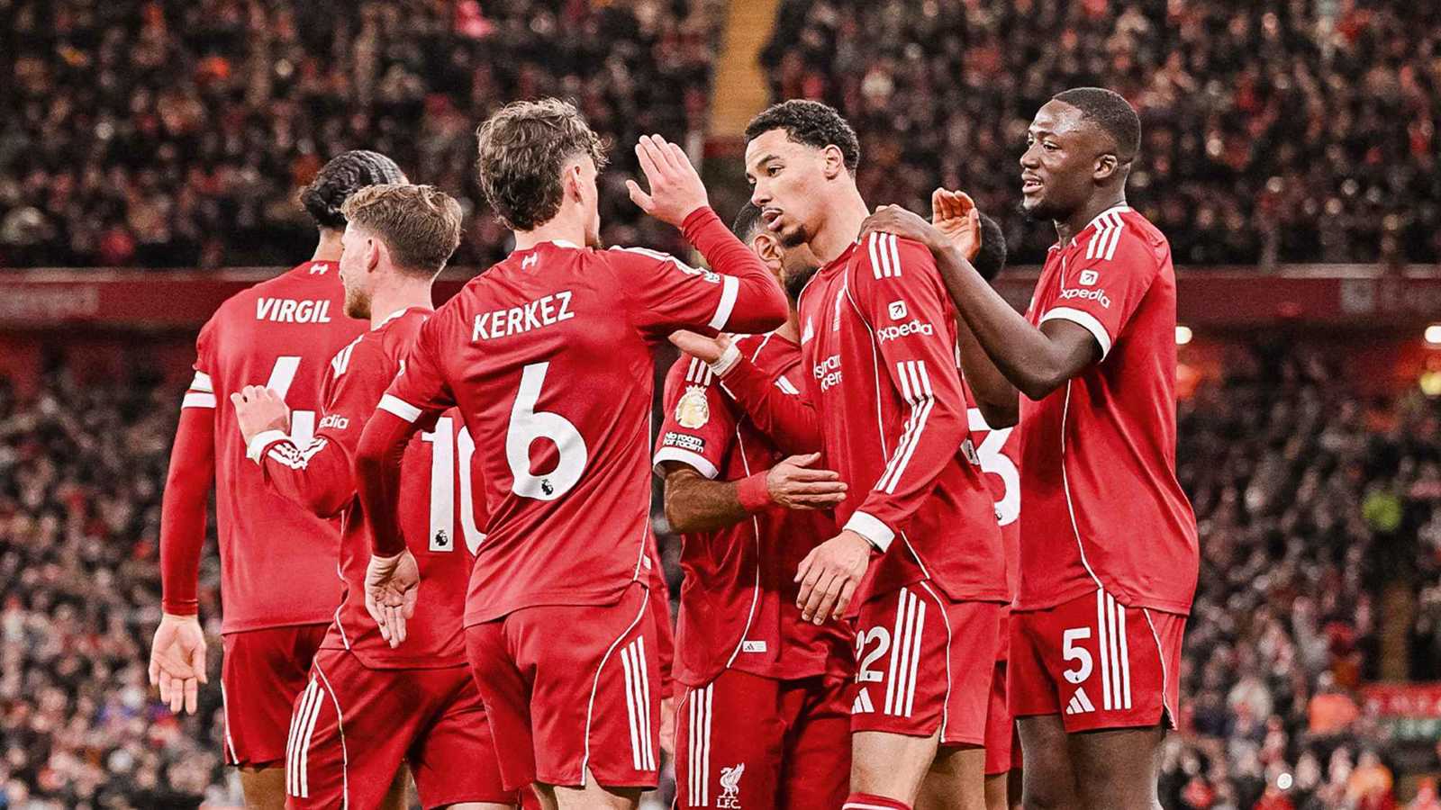 فرصة للهلال والنصر.. مانشستر يونايتد يوافق على رحيل نجم الفريق