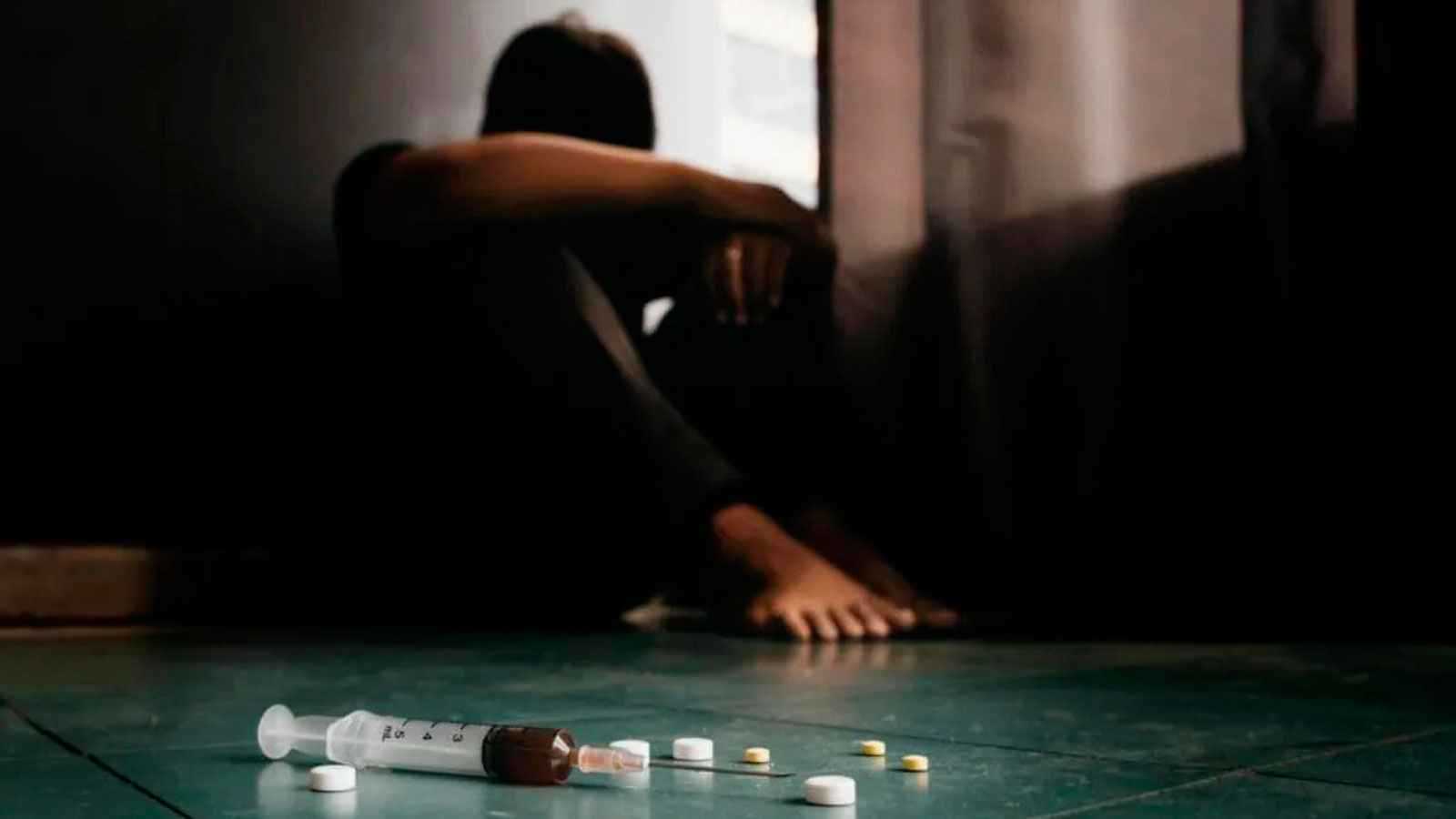 بعد 21 عاماً.. شاب مختطف يعثر على أسرته الحقيقية