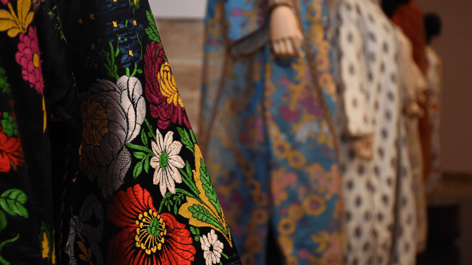 كيف تورط الإعلامي التركي محمد عاكف في تجارة المخدرات؟