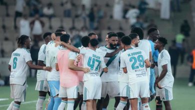 استمراره مضيعة للوقت.. أسطورة الهلال يشن هجوما على رينارد ويطالب بجيسوس (فيديو)