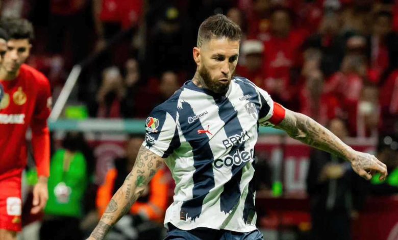 الحل السحري.. يزن النعيمات يعالج 5 كوارث في الأهلي المصري