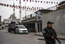 إدلب تحبس الأنفاس وتسابق الزمن لإخراج طفلة من بئر (فيديو وصور)