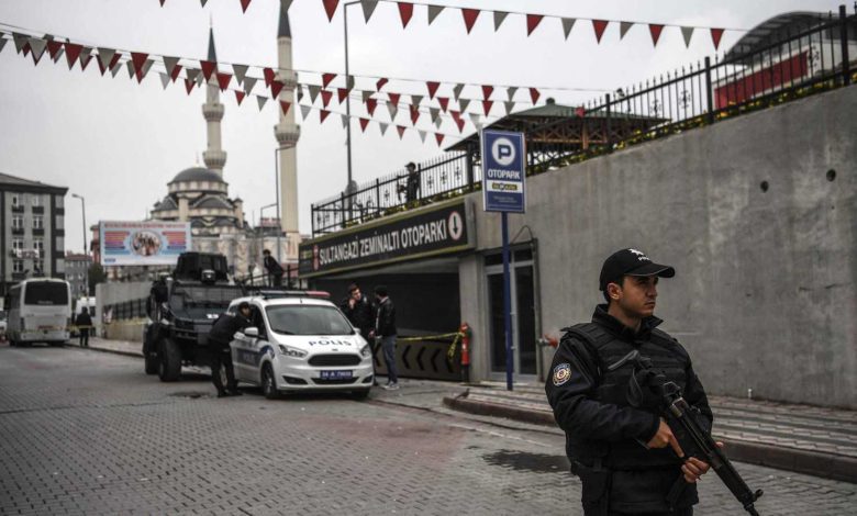 إدلب تحبس الأنفاس وتسابق الزمن لإخراج طفلة من بئر (فيديو وصور)