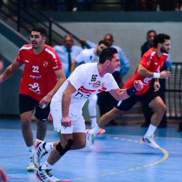 بعد الفوز..تحرك عاجل من الزمالك ضد حكم مباراة الأهلي في دوري اليد