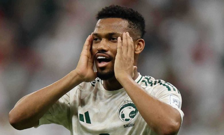 النصر السعودي يتلقى خبرا صادما بشأن إصابة أيمن يحيى