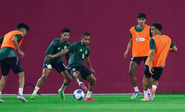 زلزل عرش الأسطورة.. ماذا يحتاج مبابي لتحطيم الرقم التاريخي لكريستيانو رونالدو؟