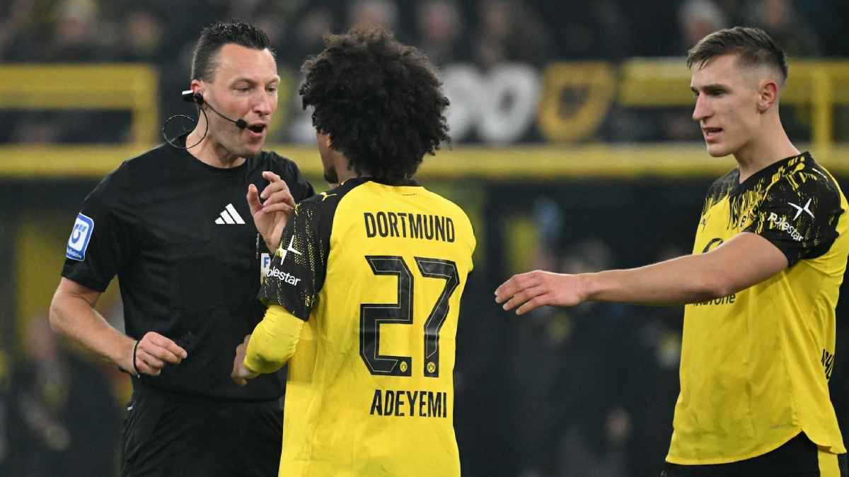 بسبب سلوكه.. بروسيا دورتموند يعاقب كريم أديمي