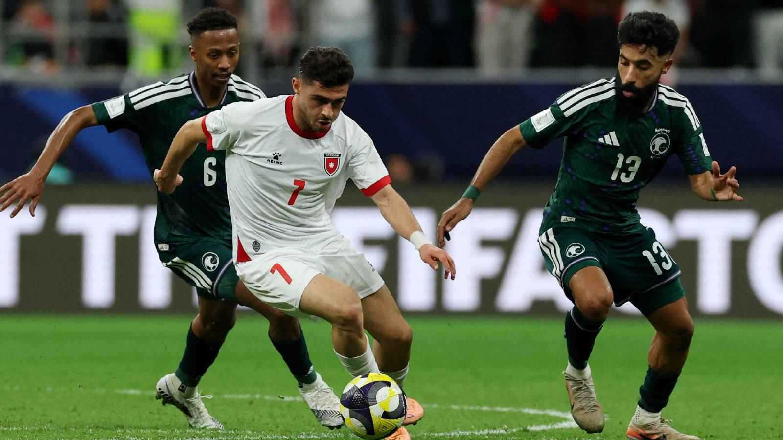 الأهلي يتعافى ويفوز على سيراميكا بكأس عاصمة مصر (فيديو)