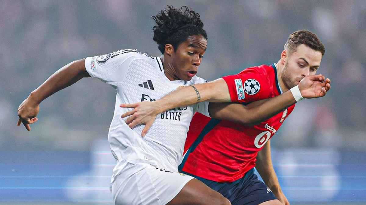 ريال مدريد يحوّل ملعبه إلى ساحة احتفالات بأعياد الميلاد (فيديو)