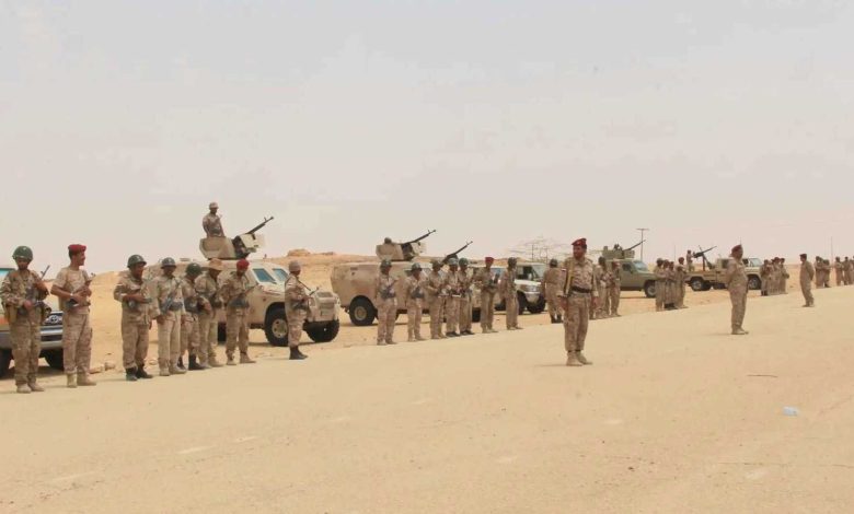 تمهيدًا لمفاوضات الأسرى.. الحكومة اليمنية تسلم 26 جثة للحوثيين