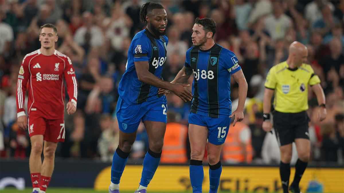 مفاجأة.. داني ألفيس يقترب من العودة للملاعب