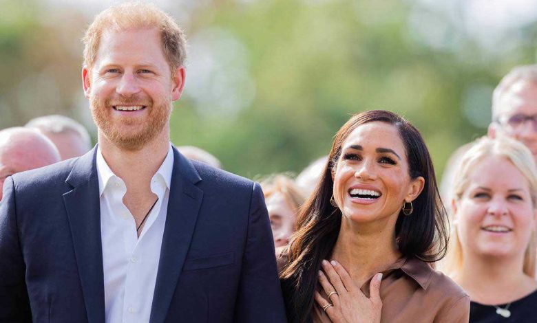 فيديو يظهر نيك راينر قبل ساعات من توقيفه بتهمة قتل والديه