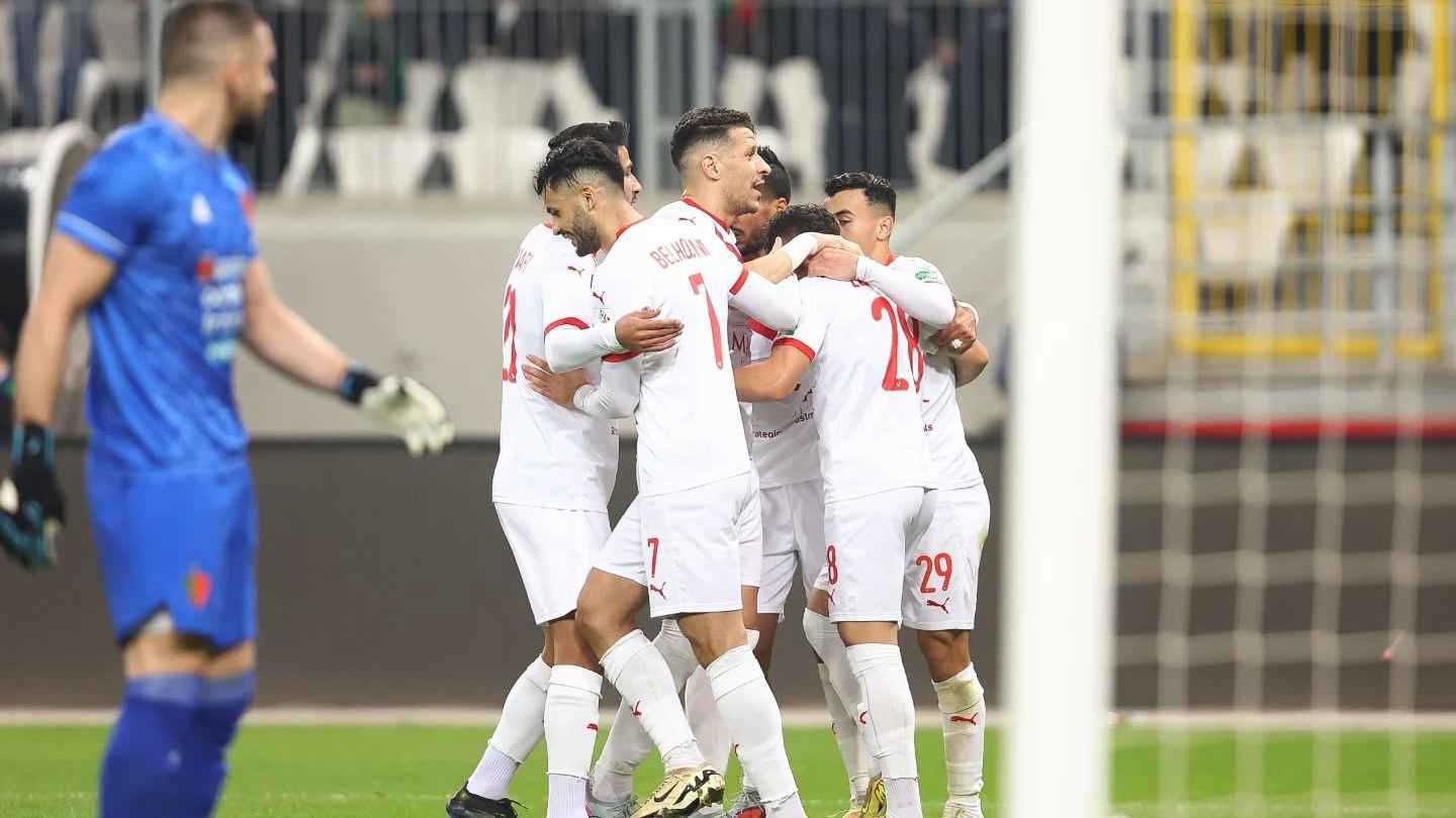 الوجه المخيف للأزمة.. 5 تبعات لقرار الهلال الصارم تجاه نيفيز