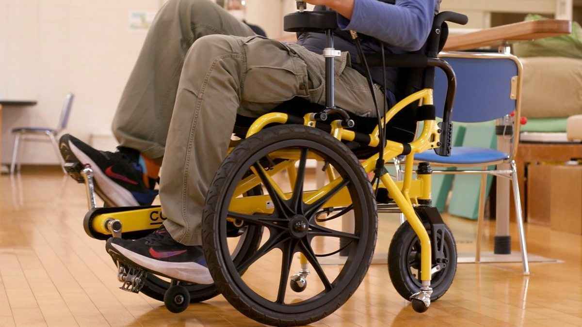 هل يعود مسلسل Emily in Paris بموسم سادس؟