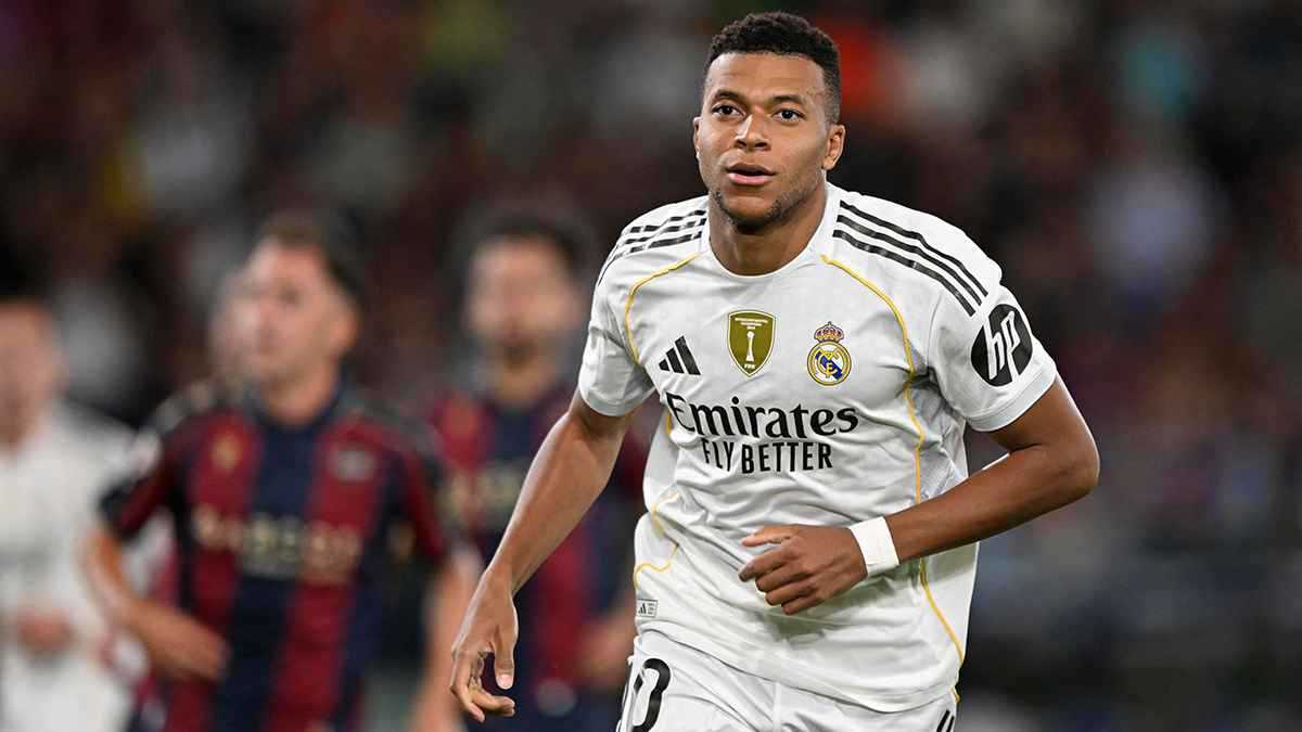 بث مباشر لمباراة غوادالاخارا وبرشلونة في كأس ملك إسبانيا