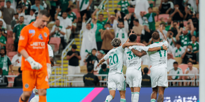 زياد الجهني يتألق ويقود هجوم الأهلي أمام الشرطة