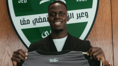 إدوارد ميندي يعلق على تجديد عقده مع الأهلي