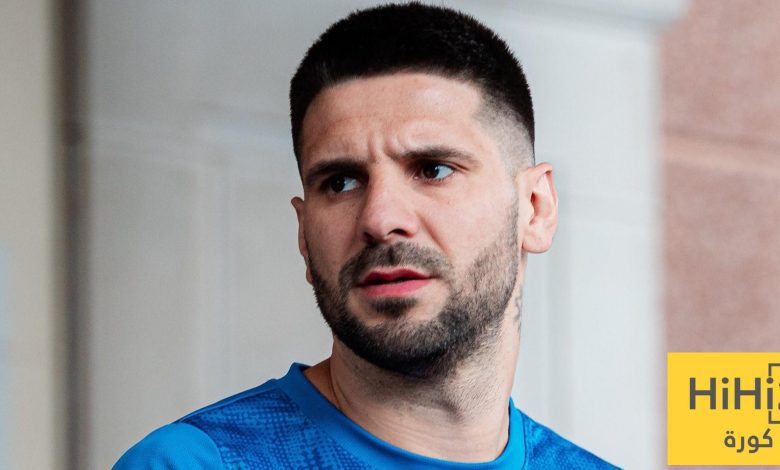 بعد رحيله عن الهلال .. هل يعود ميتروفيتش إلى دوري روشن ؟