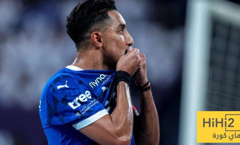 الهلال يتصدر المشهد في آسيا