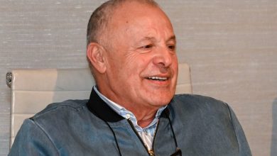 اتحاد الكرة يسابق الزمن لاستلام شحنة الملابس قبل أمم أفريقيا من الجمارك