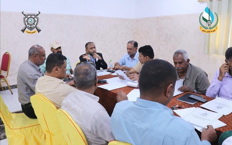 اجتماع قيادات الحراك والمقاومة التهامية لمناقشة اللائحة الداخلية المنظمة لعمل الحراك