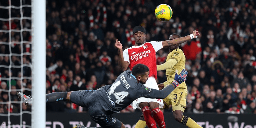 شوط سلبي بين ارسنال و كريستال بالاس