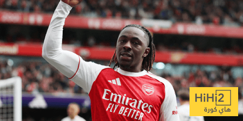صورة – إيزي يجاور نجوم أرسنال برقم تاريخي