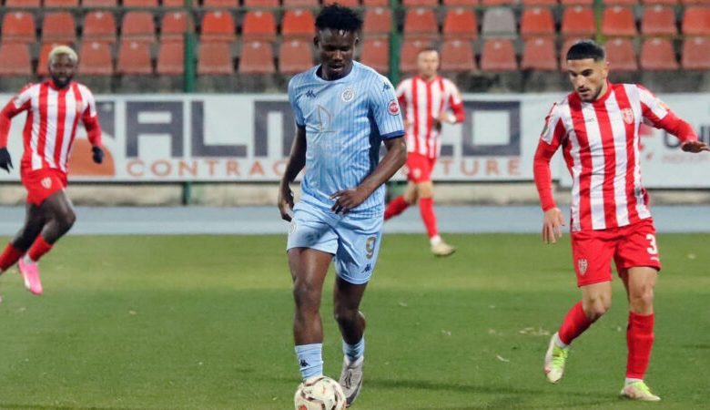 الرجاء الرياضي يقترب من التعاقد مع بيتر إيتودو