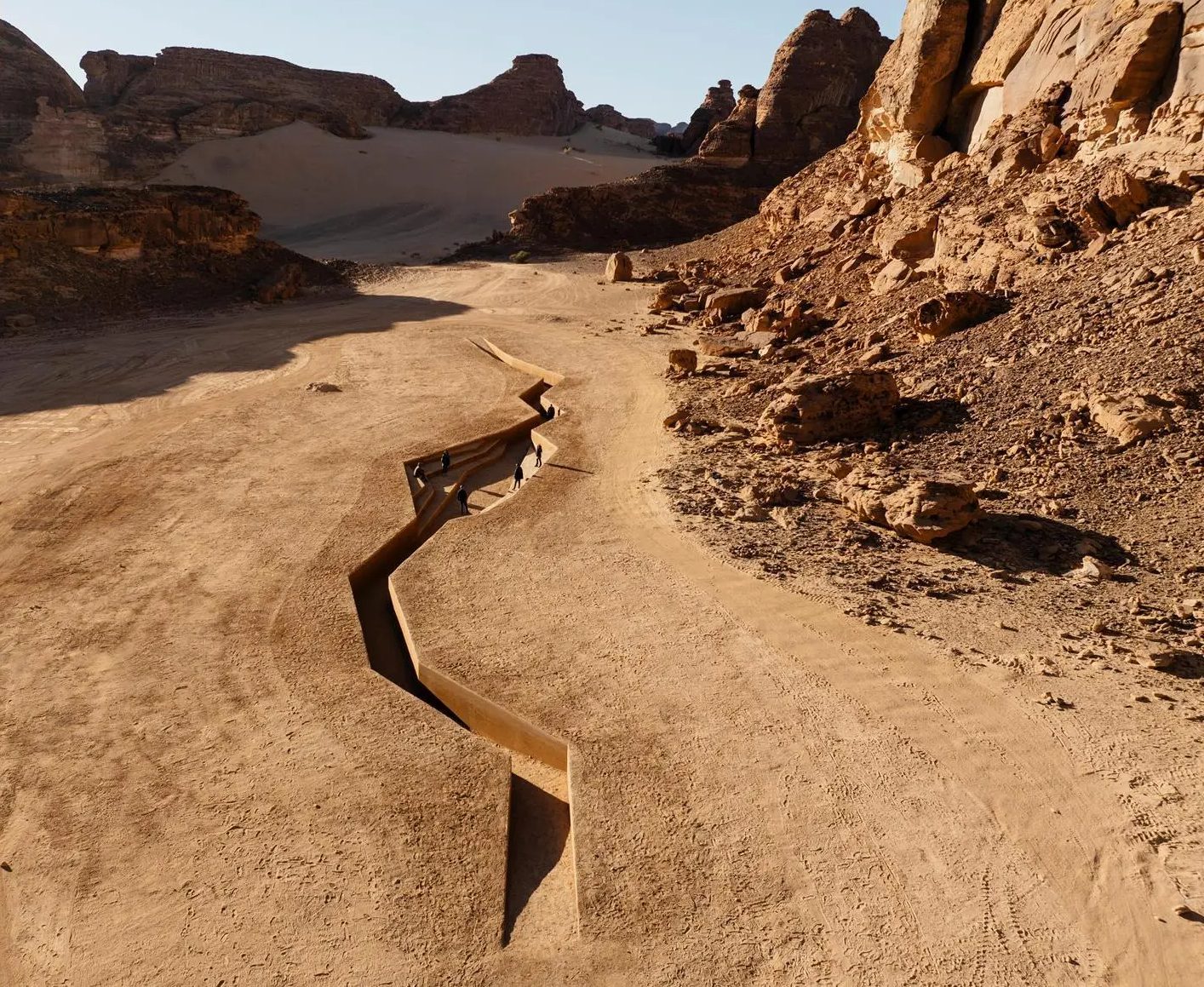 "صحراء X العُلا" 2026: سديم جبران يعيد رسم خيال الوادي يناير المقبل