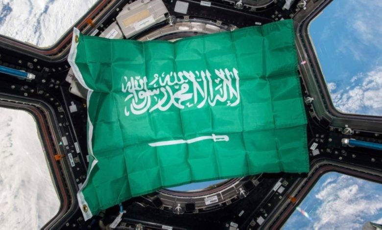 لأول مرة.. السعودية تنجح بتصنيع مادة "علاج الغضاريف" في الفضاء