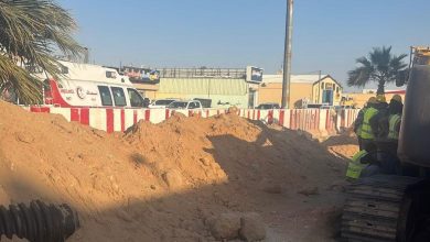مصرع عاملين بانهيار حفرة صرف في وادي الدواسر