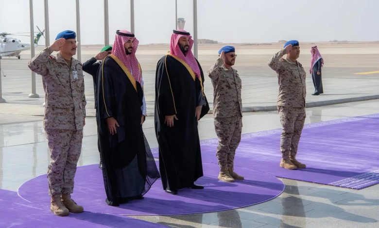 ولي العهد يفتتح المرافق الجديدة لقاعدة الملك سلمان الجوية