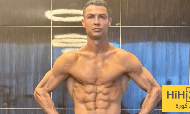 صورة – كم حصدت صورة استعراض رونالدو لعضلاته المذهلة؟