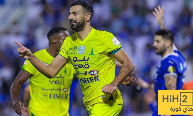 الخليج يستعيد هدافه قبل مواجهة الهلال