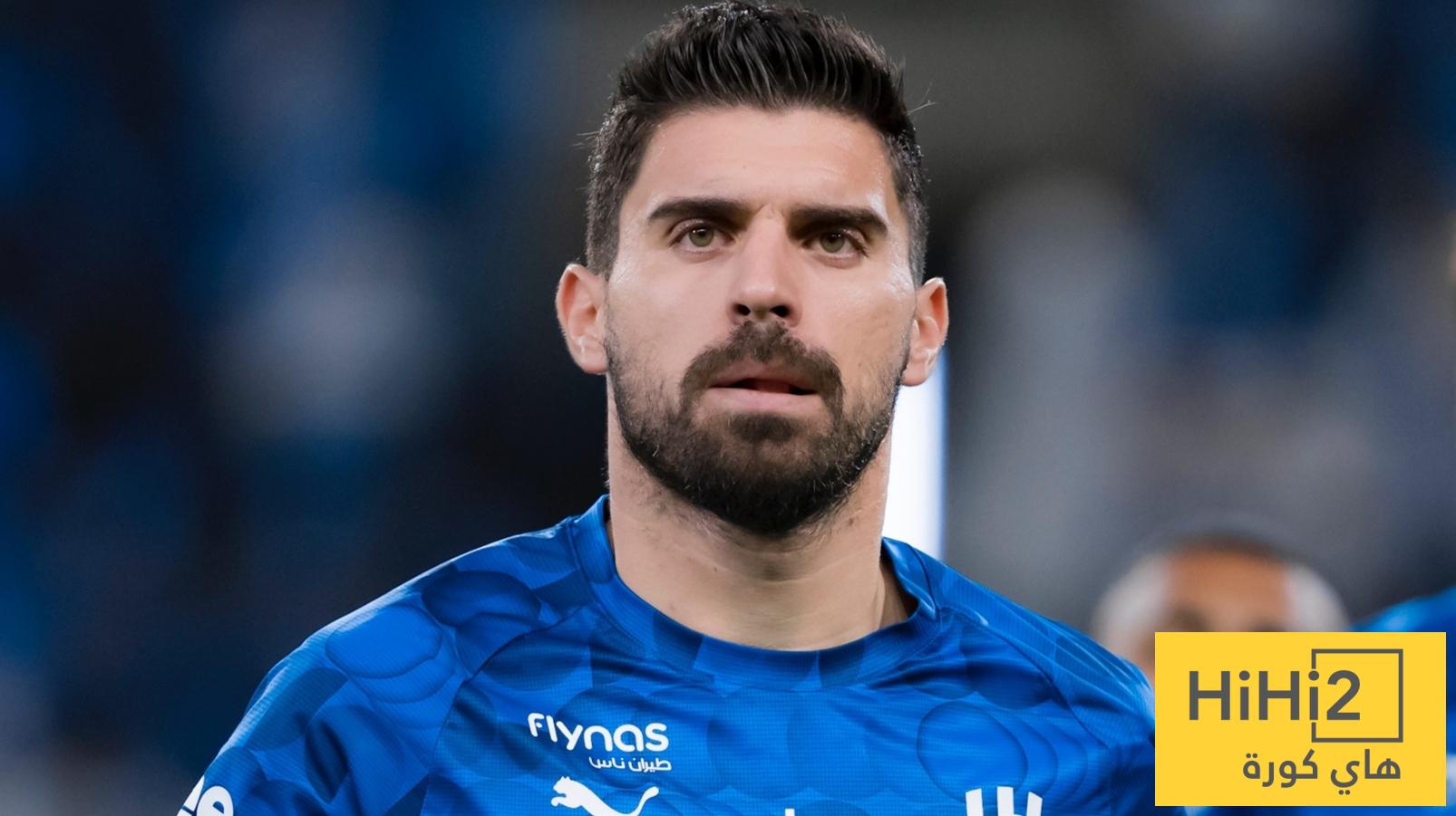 الهلال يترقب .. هل يوافق نيفيز على التجديد ؟