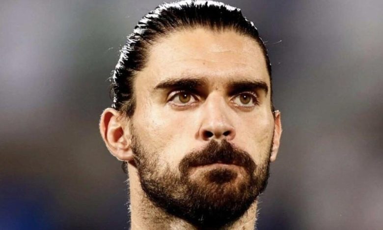 موقف ريال مدريد من ضم نجم الهلال السعودي