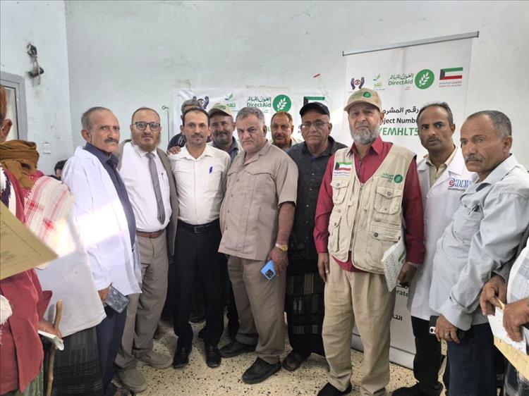 إنجاز طبي في ردفان.. اختتام مخيم المياه البيضاء بزراعة 498 عدسة مجاناً في ردفان