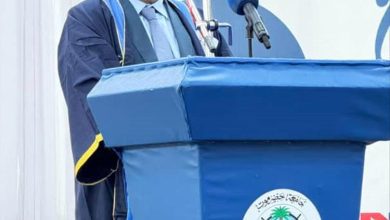 تتواصل الآن عملية تكريم طلاب جامعة حضرموت