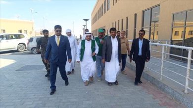 كلشات ونيمر يتفقدان الأعمال الإنشائية في مشروع مدينة الملك سلمان الطبية والتعليمية بالمهرة