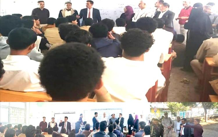 مدير عام «القاهرة» يزور مدرسة الشعب ويدشن الأنشطة والبرامج التي ينفذها مجلس الآباء