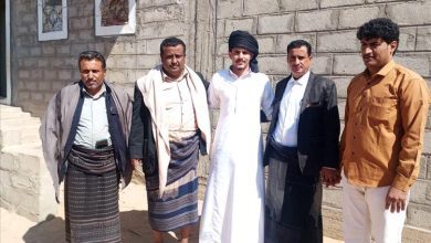 مدير عام مديرية مرخة السفلى يزور الشاعر عبدالسلام العسعوس مهنئاً بحصوله على وصيف شاعر شبوة 2025