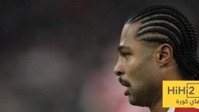 عين على غنابري في مباراة سبورتينغ