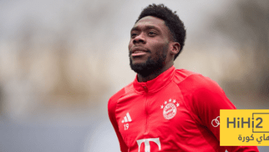 متى سيعود ديفيز للمشاركة مع بايرن ميونخ ؟