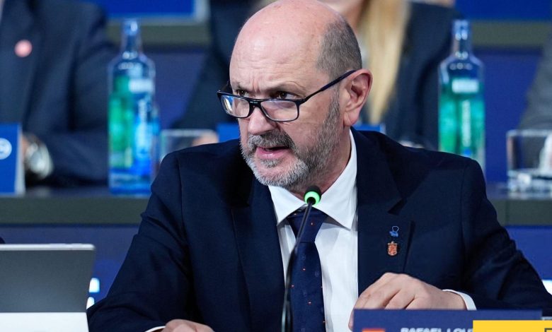 أول رد من رئيس الاتحاد الاسباني على تصريحات بيريز