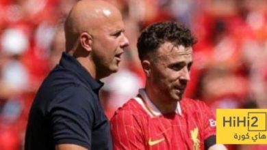 تعليق سلوت على مرافقة فان دايك لأبناء جوتا قبل مباراة وولفرهامبتون