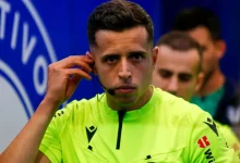 حكم كتالوني يدير موقعة برشلونة وإسبانيول