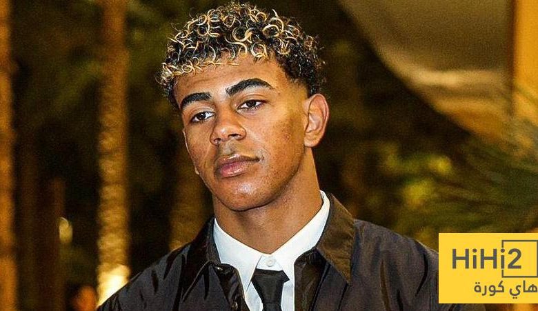 رسميًا .. لامين يامال يتوج بجائزة ثالثة خلال حفل جلوب سكور