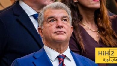 سبب اجتماع لابورتا مع الصحفيين في المقصورة الرئيسية