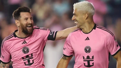 سواريز يقترب من اللعب مع ميسي عاما آخر