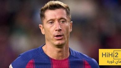 ليفاندوفسكي يسافر الى بولندا ليتسلم وسام الاستحقاق